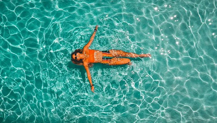 10 produtos para o tratamento da água da piscina