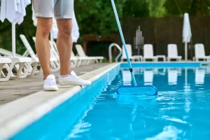limpeza-de-piscina